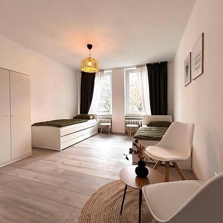 93Qm-4 Rooms-Wifi-City Centre كاسيل المظهر الخارجي الصورة